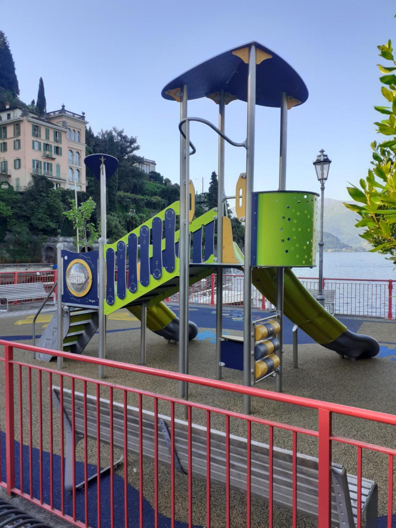 Casa In Riva Al Lago Βαρένα Εξωτερικό φωτογραφία