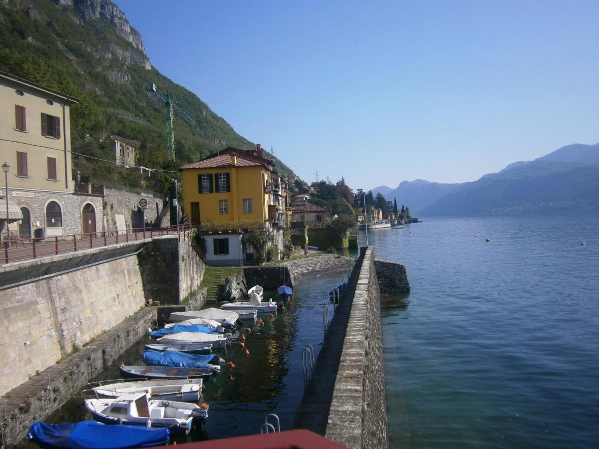 Casa In Riva Al Lago Βαρένα Εξωτερικό φωτογραφία