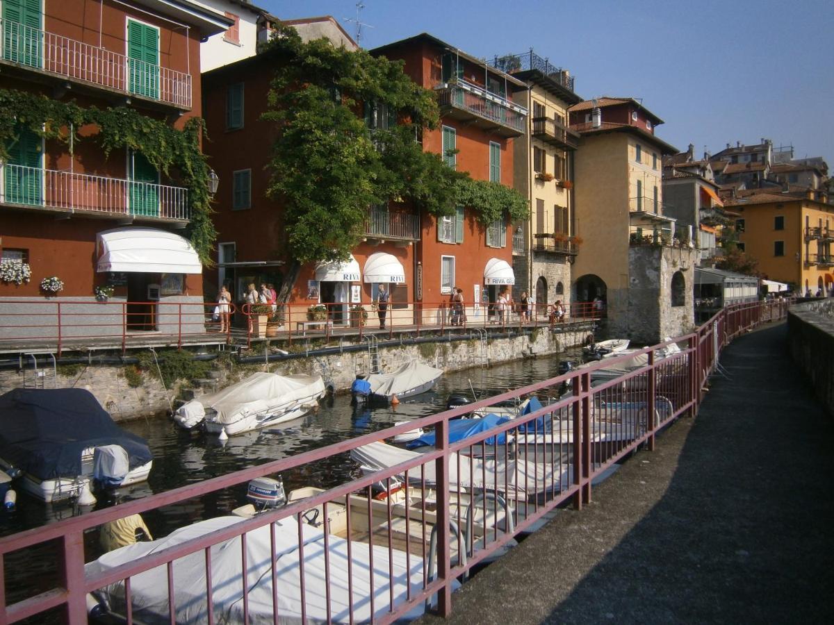 Casa In Riva Al Lago Βαρένα Εξωτερικό φωτογραφία