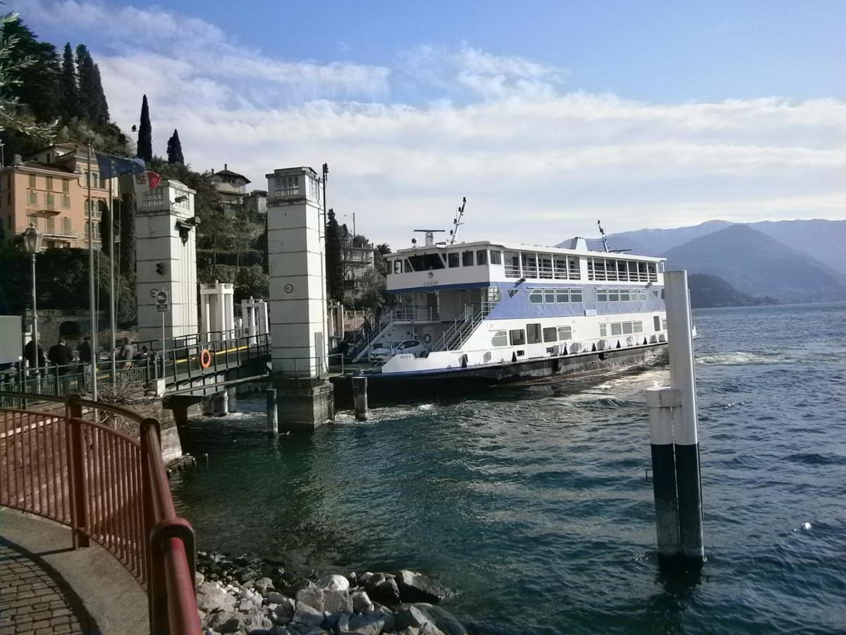 Casa In Riva Al Lago Βαρένα Εξωτερικό φωτογραφία